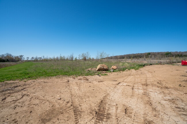 Photo - 644 McKay Way