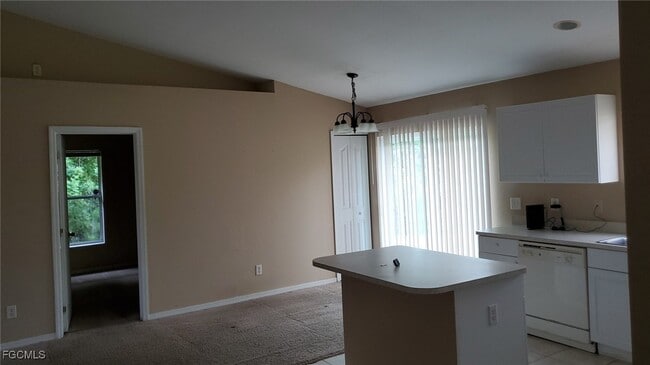 Photo - 1013 Butler St E