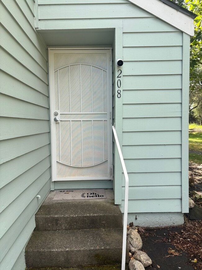 Photo - Renovated two bedroom two bath townhome, Windsor!!