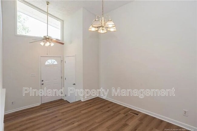Photo - 2012 Lakemeadow Dr