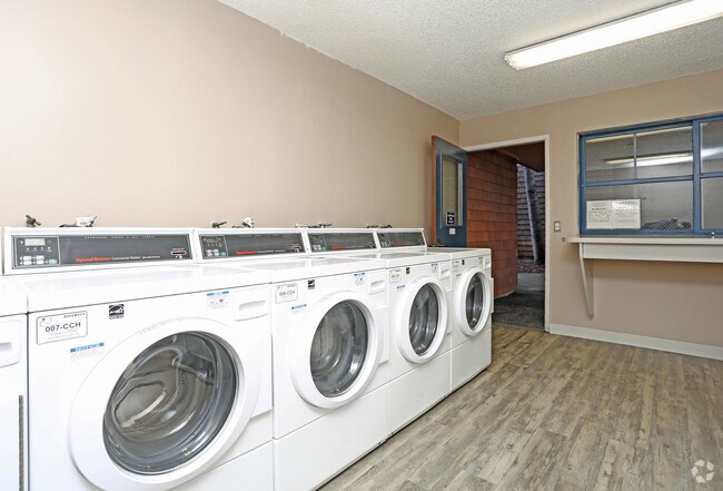 Ashland Garden Apartments