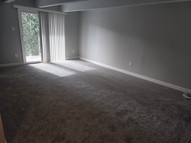 Photo - 2300 G St Unit #8