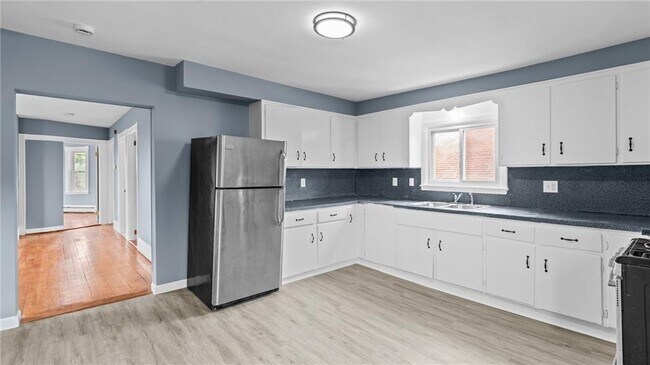 Photo - 168 Devonshire St Unit 1