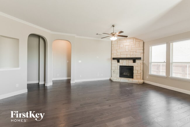 Photo - 4041 Honeyapple Way