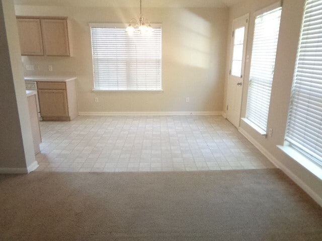 Photo - 446 N Compass Rose Cir