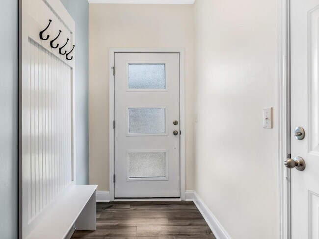 The Towns on Greenway! Two bedrooms. Two private baths, Half Bath. Greenway around the corner. Up...