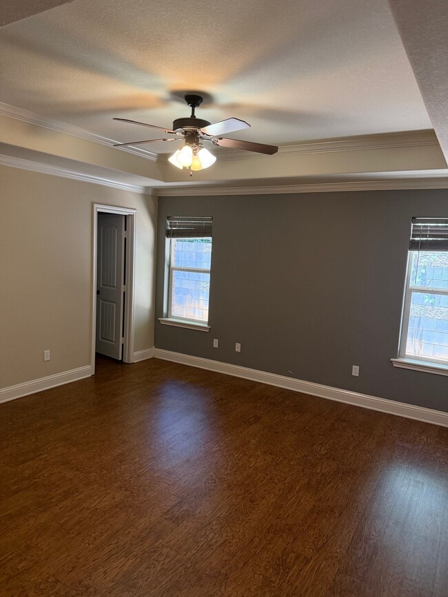 Photo - 113 Falcon Way