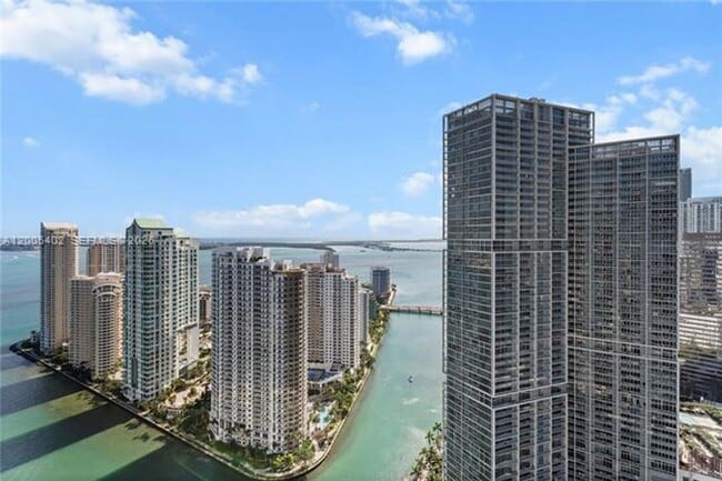 Photo - 300 Biscayne Blvd Way Unidad 300 Biscayne Boulevard Way # 4007W