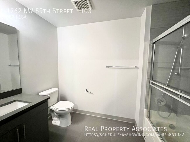 Photo - 1762 NW 59th St Unidad 103