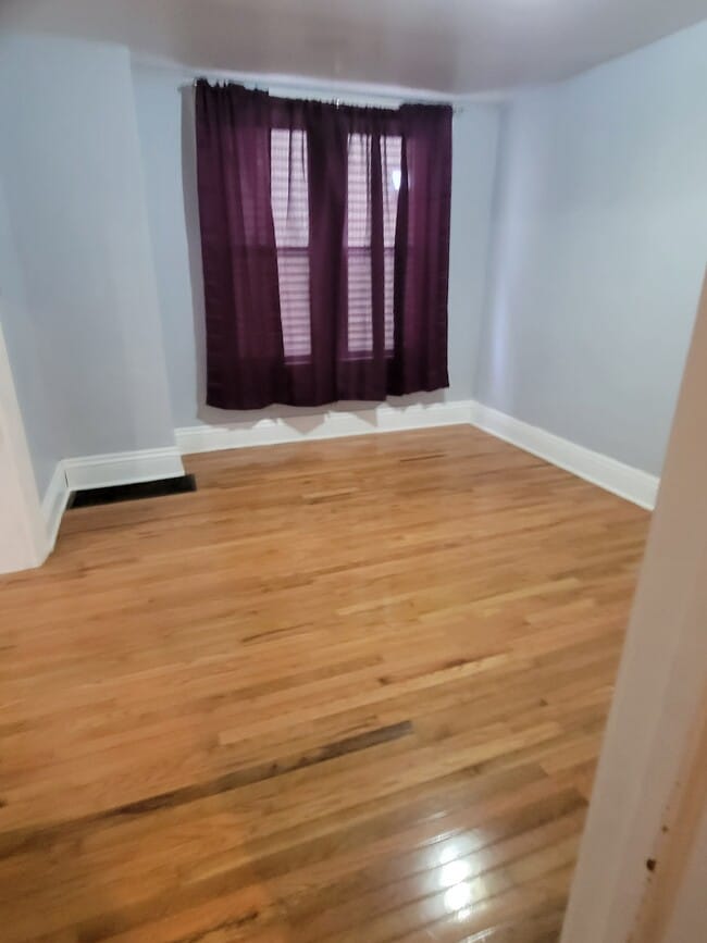 Photo - 376 W Delavan Ave