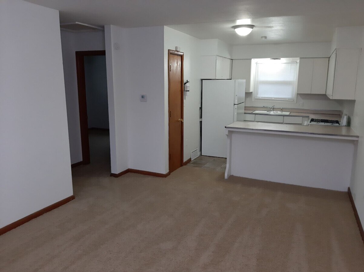 Photo - 1027 Southpark Dr Unit 2