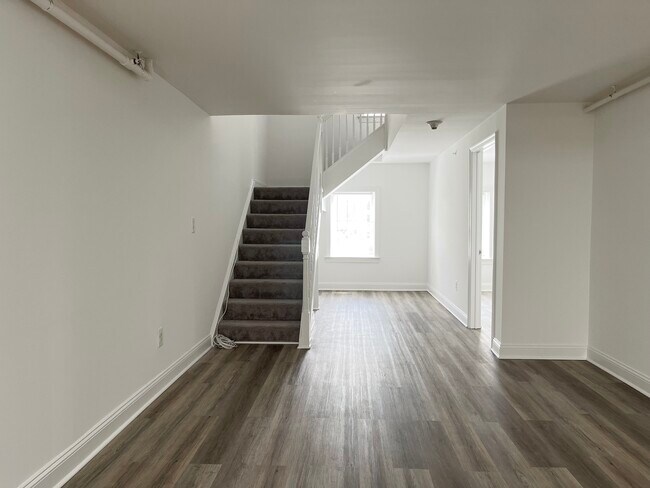 Living Space - The Lofts at 2nd and LOMA