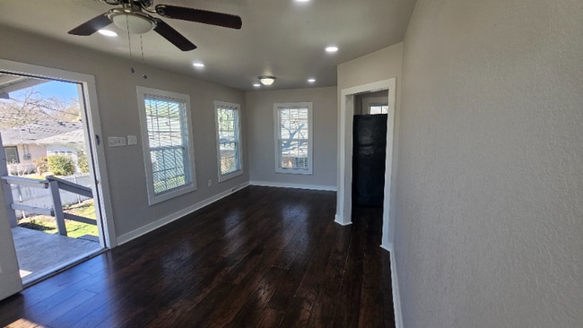 Photo - 303 W Decatur St Unit A