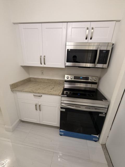 Photo - 968 W 9th St Unidad B2