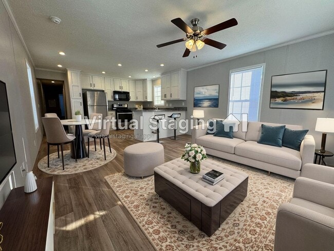 Photo - 2002 Heron Dr NW