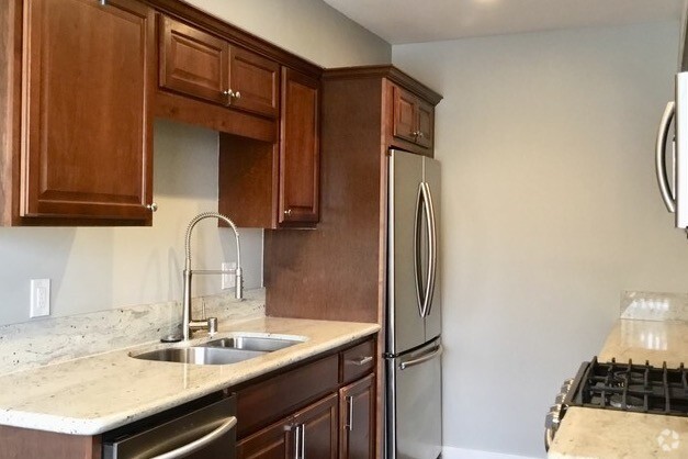 Stainless Steel Appliances - Casa Grande Apartments