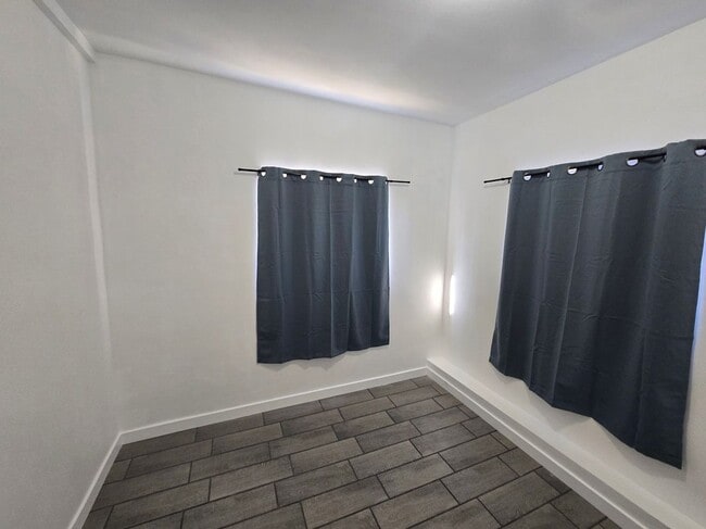 Photo - 2284 Kearney Ave