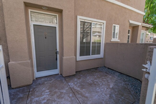 Photo - COMING SOON! The Palisades - 3 Bedroom Townhome for Rent in Stevenson Ranch!