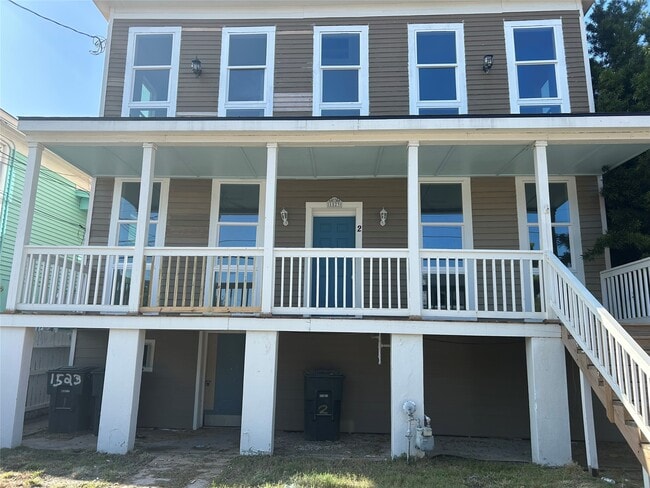 Building Photo - 1523 21st St Unit 3