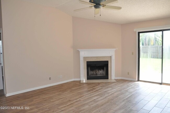 Photo - 2043 Capistrano Dr