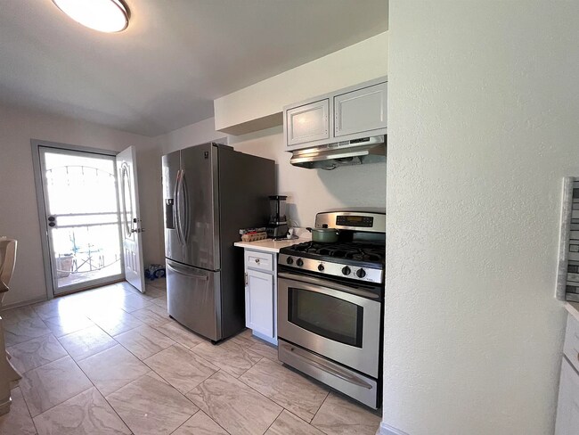 Photo - 3284 Valley Stream Cove