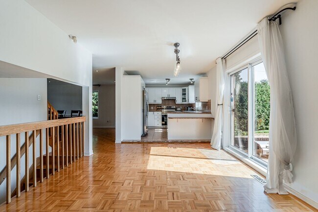 Photo - 18470 Rue Antoine-Faucon