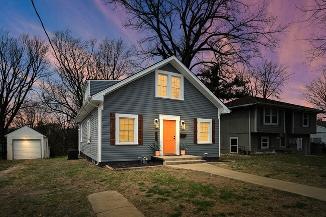 Move In Ready 5-Bedroom Home with Open Lay... - Move In Ready 5-Bedroom Home with Open Lay...