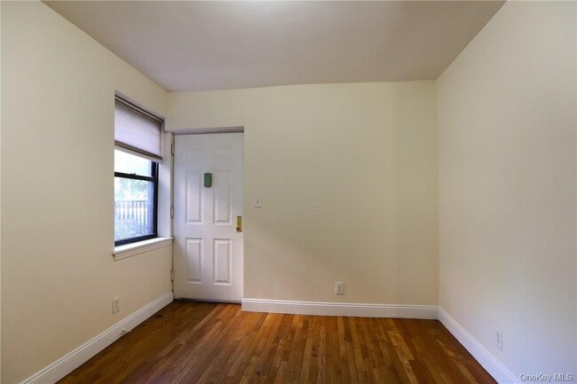 Photo - 140 E Hartsdale Ave Unit 1S