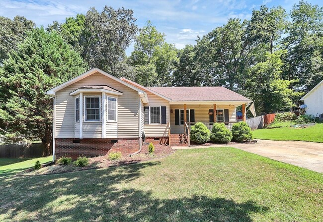 Building Photo - 105 Antelope Dr Rental