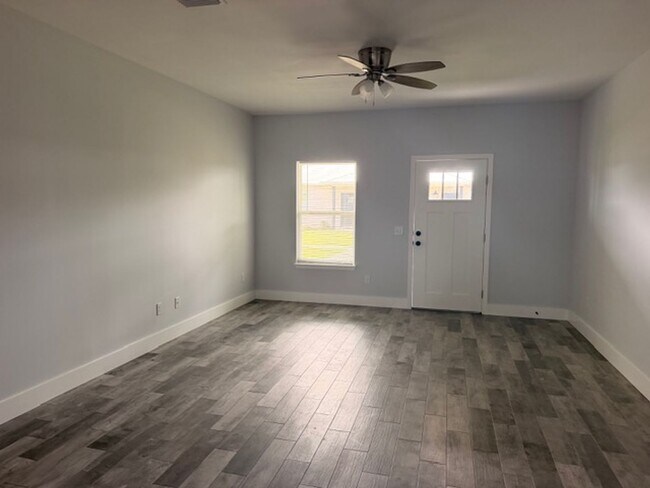 Photo - Orlando Rd Duplexes Unit 3630 E Orlando Rd