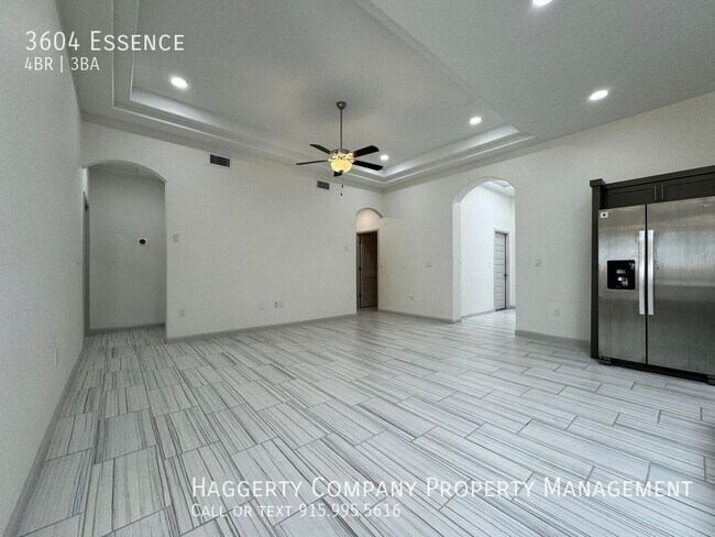 Photo - 3604 Essence-