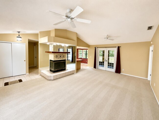 Photo - 8205 Pagoda Dr