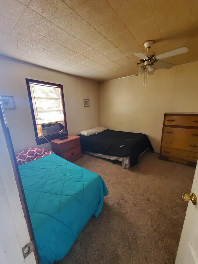 103 Estireno St