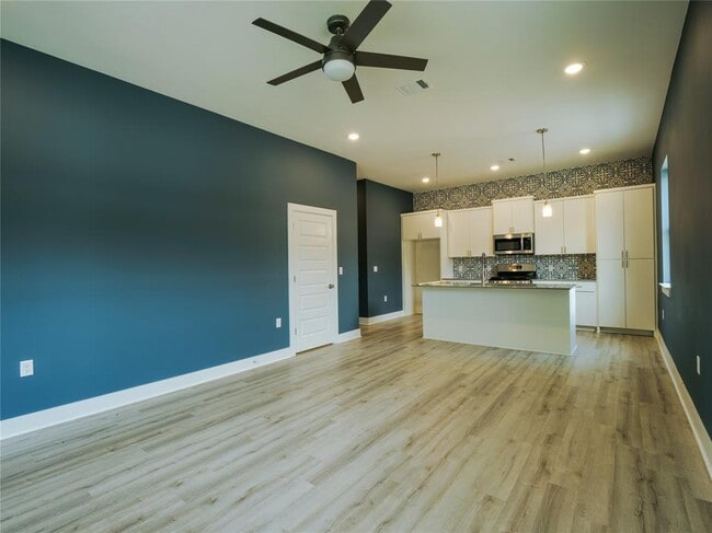 Photo - 6714 Canal St