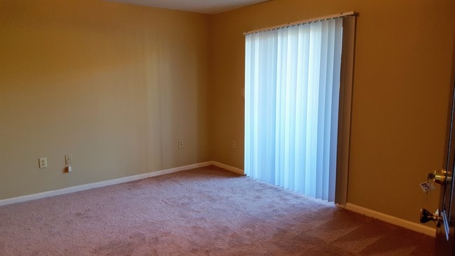 Living Room - Little Lott's Creek Apartments