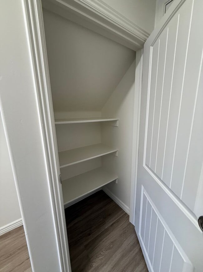 Photo - Remodeled Bluffview Townhome