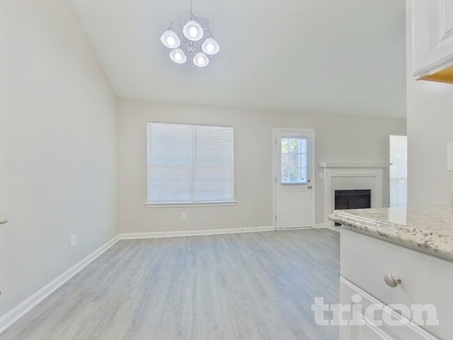 Photo - 17 Northstone Ct