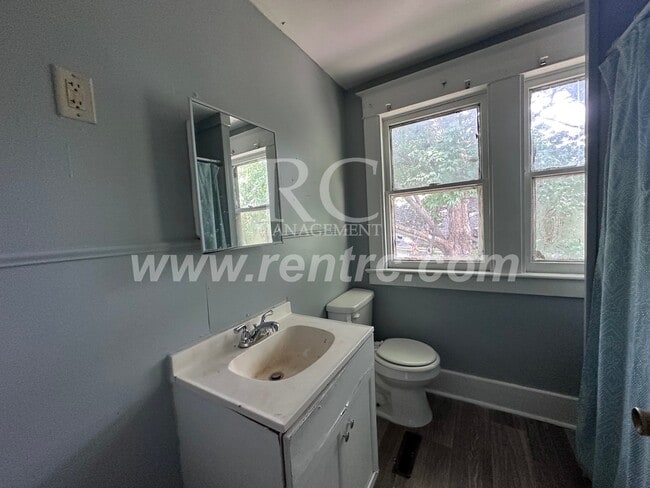 Photo - 92 Lake-