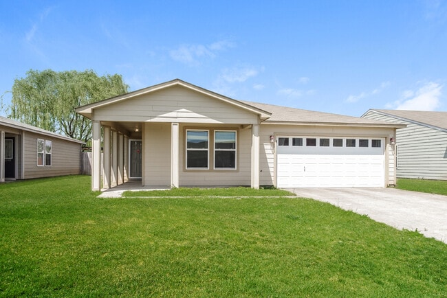 Building Photo - 15230 Mill Valley Dr Rental