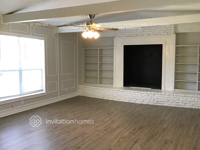 436 Lexington Ln