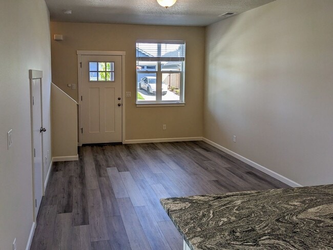 Photo - 1871 SE Mulberry Ave