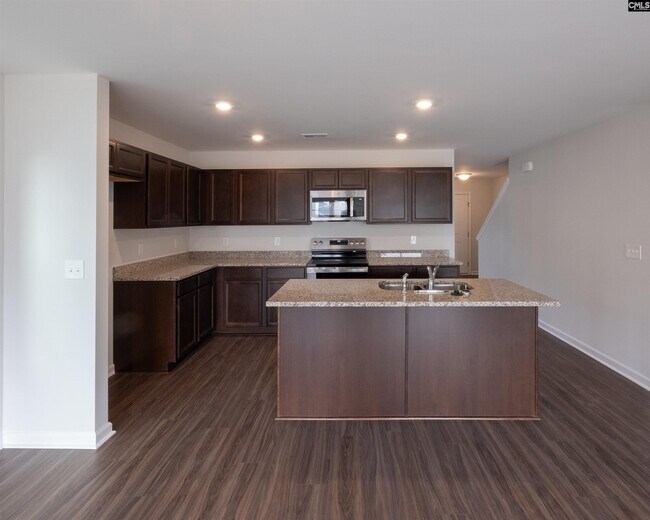 3025 Hallsdale Dr
