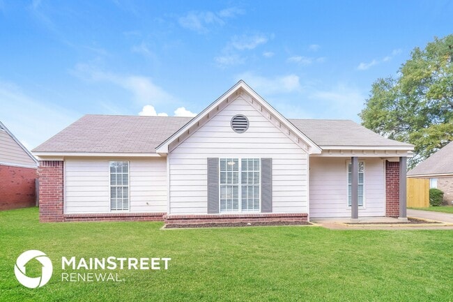 Building Photo - 4250 Brighton Dr