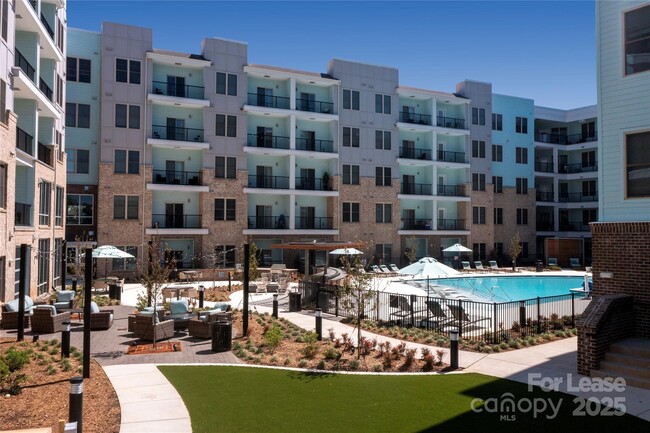 Building Photo - 8501 University Executive Park Dr Unit B2 Rental