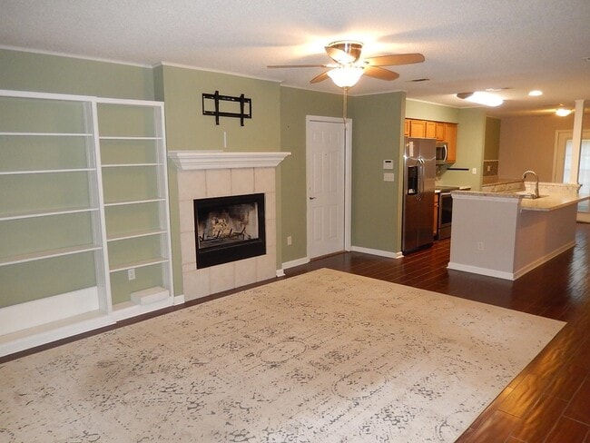 Photo - 494 Concord Rd