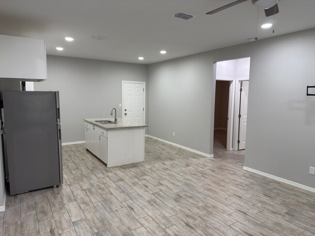 1404 W Heritage Dr Unit 3