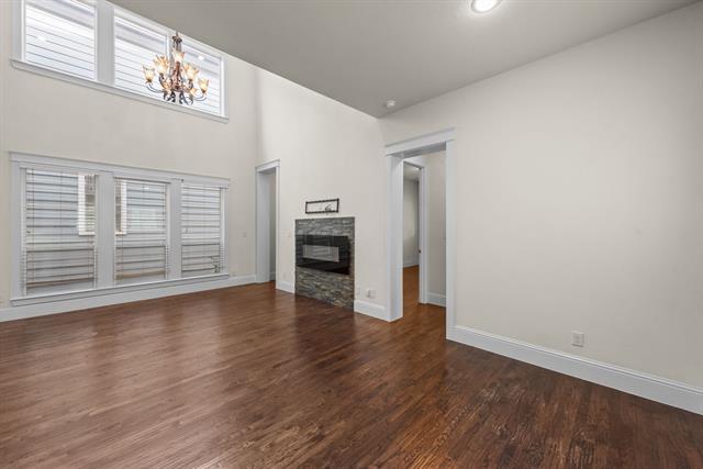 Photo - 723 Cameron Ct