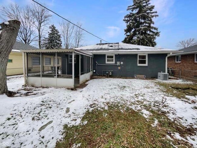 Photo - 4055 N Grand Ave