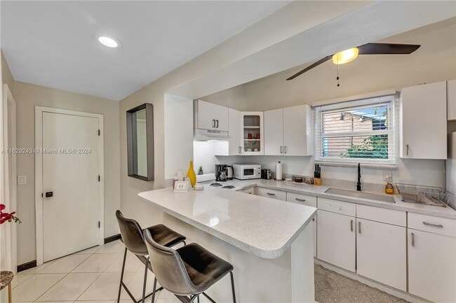 Photo - 1947 Adams St Unidad Lower