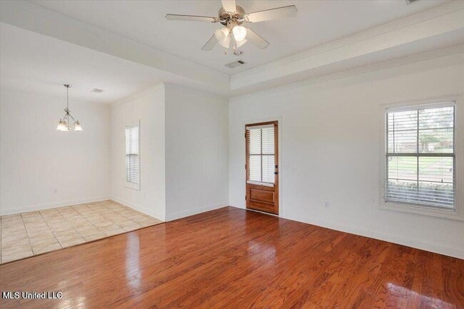 Photo - 409 Sand Stone Pl